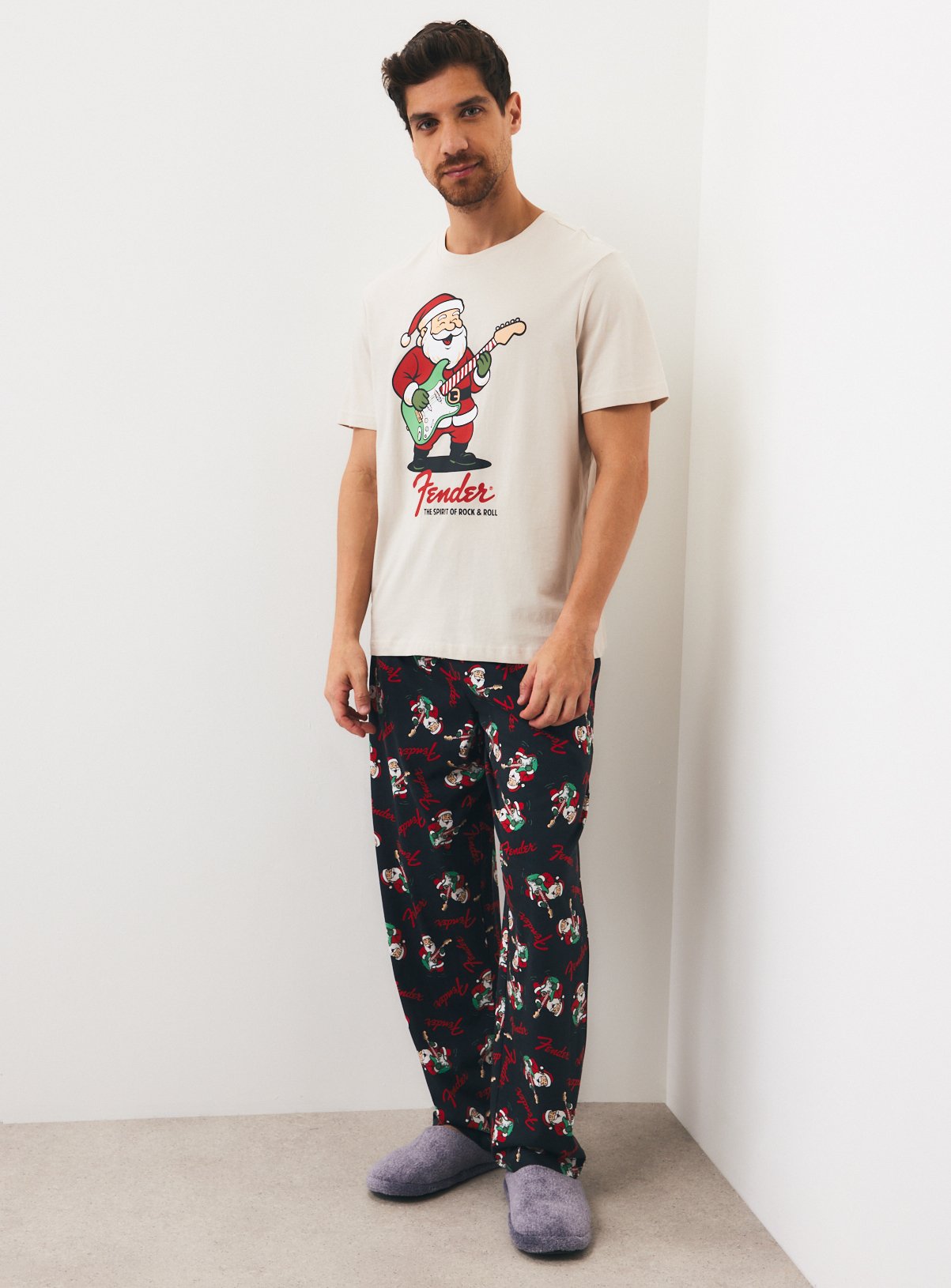 Christmas Fender 'Spirit of Rock & Roll' 2-Piece Pyjama Set S - Image 2 thumbnail